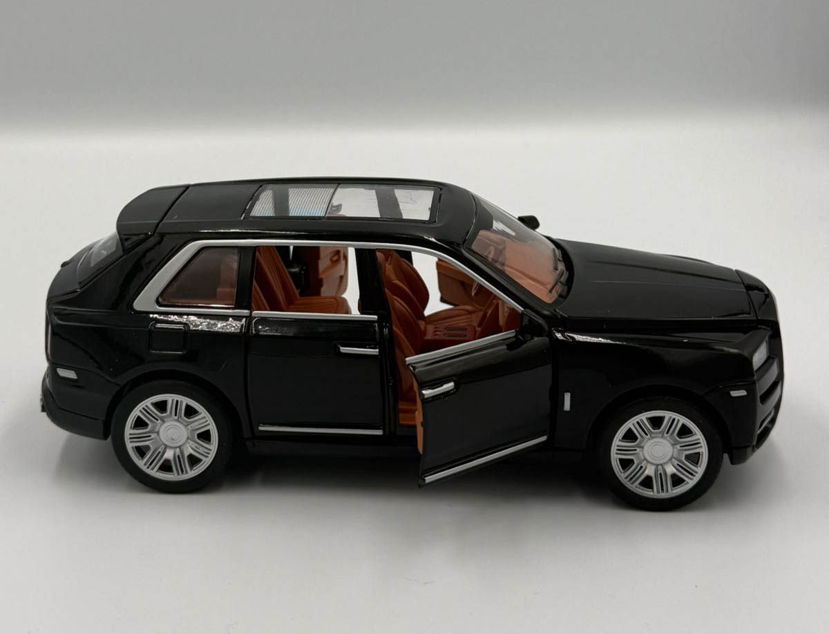 Rolls Royce Cullinan toy car - Image 2