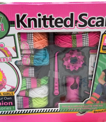 "Crazy Girl" knitted scarf maker set